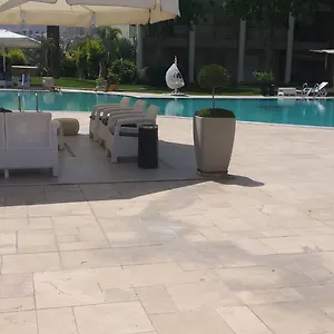Royal Park Lakeview אילת
